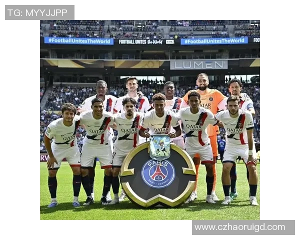 西甲赛场惊现冷门巴黎圣日耳曼大胜拜仁引发争议判罚热议