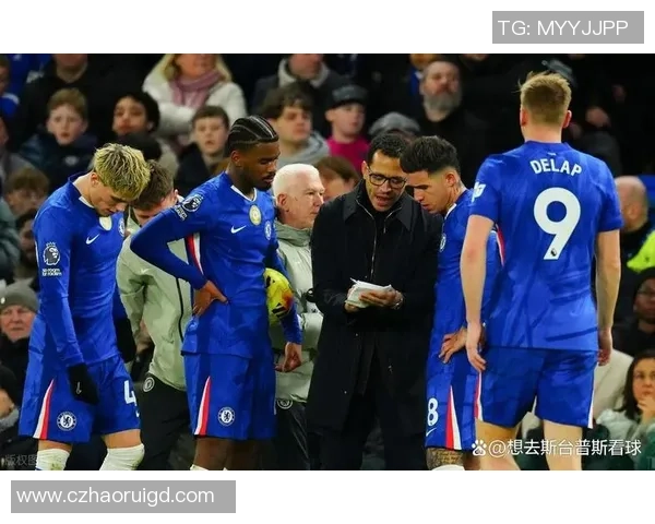 中超激战切尔西与多特蒙德握手言和绝杀瞬间引发全场热烈反响 中超激战切尔西与多特蒙德握手言和绝杀瞬间引发全场热烈反响