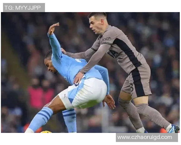 欧联杯精彩对决拜仁与热刺战成平局乌龙球引发争议判罚全场沸腾